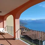 In With Maggiore Views Διαμέρισμα *