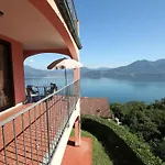 In With Maggiore Views * Oggebbio
