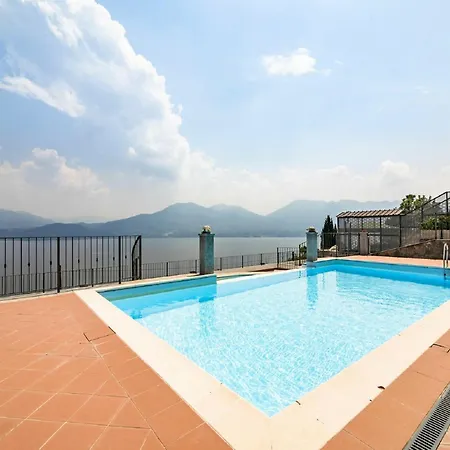 Διαμέρισμα In With Maggiore Views